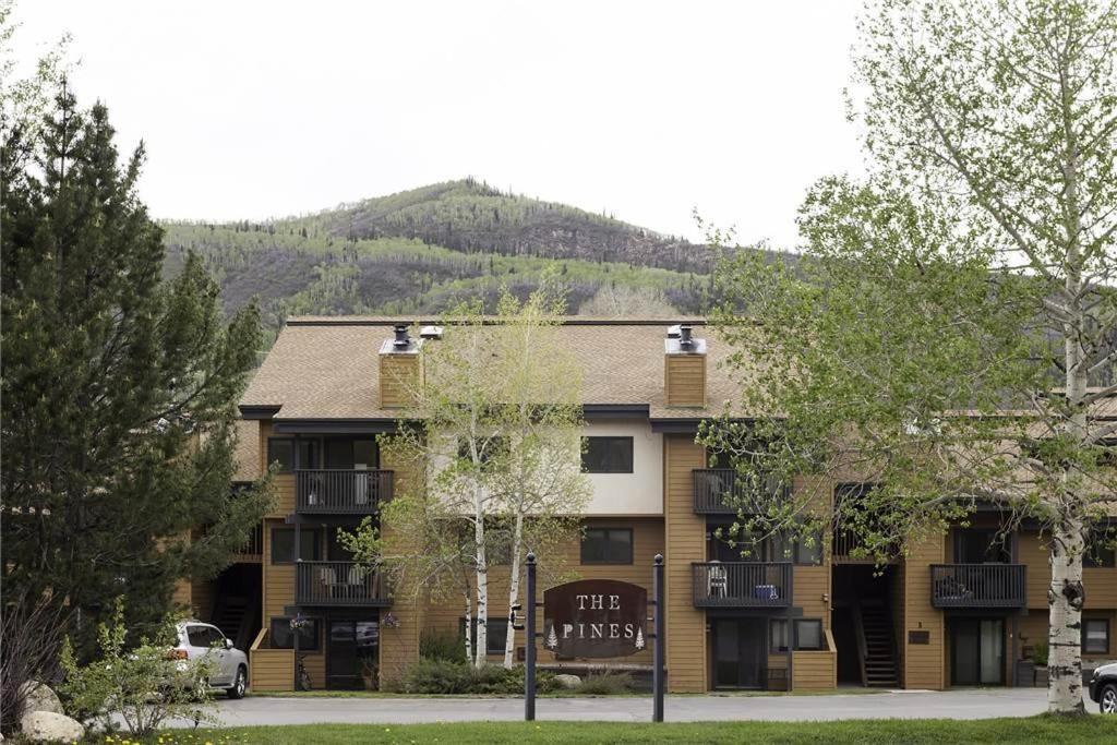The Pines Condominiums Steamboat Springs Eksteriør billede